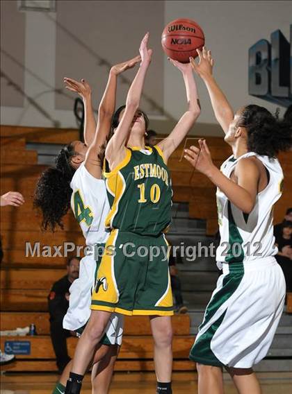Thumbnail 1 in Westmoor vs. Davis (Coaches vs. Cancer) photogallery.