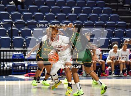 Thumbnail 2 in Bellaire vs. DeSoto (RCS Sports Kickoff Classic) photogallery.