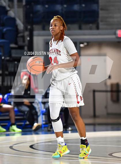 Thumbnail 3 in Bellaire vs. DeSoto (RCS Sports Kickoff Classic) photogallery.