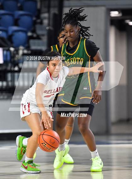 Thumbnail 3 in Bellaire vs. DeSoto (RCS Sports Kickoff Classic) photogallery.