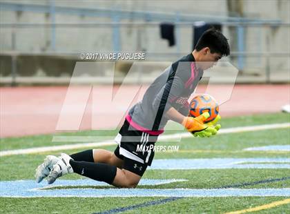 Thumbnail 2 in Burroughs @ Crescenta Valley photogallery.