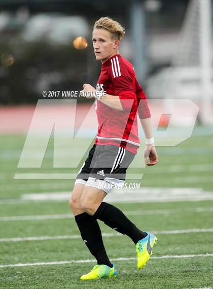 Thumbnail 2 in Burroughs @ Crescenta Valley photogallery.