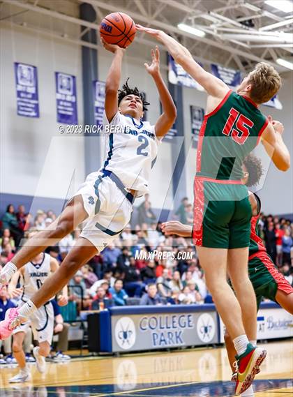 Thumbnail 2 in College Park vs The Woodlands photogallery.