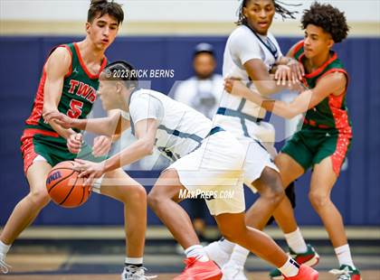 Thumbnail 1 in College Park vs The Woodlands photogallery.