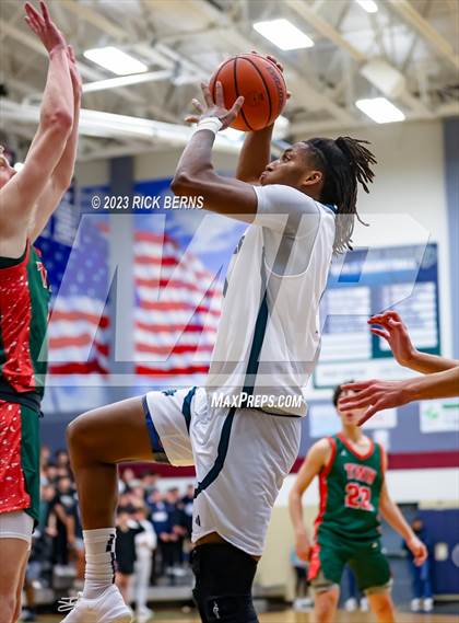 Thumbnail 3 in College Park vs The Woodlands photogallery.