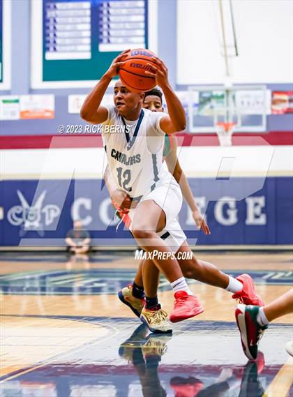 Thumbnail 2 in College Park vs The Woodlands photogallery.