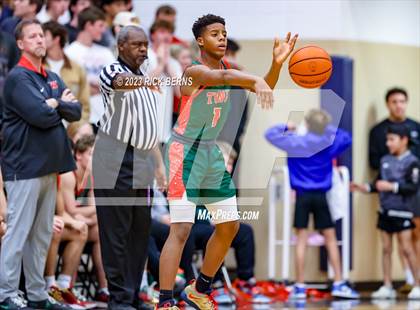 Thumbnail 2 in College Park vs The Woodlands photogallery.