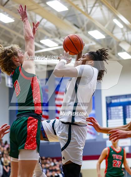 Thumbnail 1 in College Park vs The Woodlands photogallery.