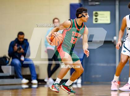 Thumbnail 2 in College Park vs The Woodlands photogallery.