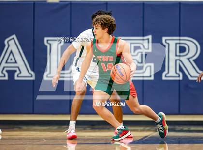Thumbnail 3 in College Park vs The Woodlands photogallery.