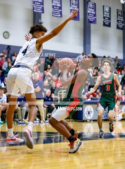 Thumbnail 2 in College Park vs The Woodlands photogallery.