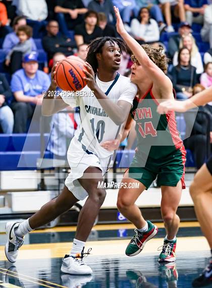 Thumbnail 2 in College Park vs The Woodlands photogallery.