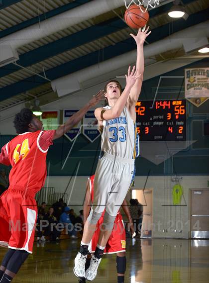 Thumbnail 1 in Center vs. Berkeley (Adidas Challenge) photogallery.