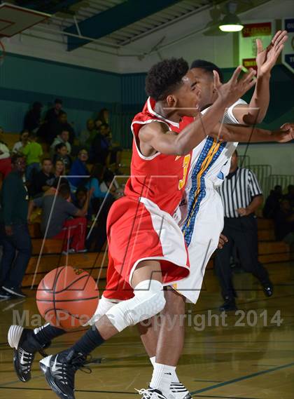 Thumbnail 2 in Center vs. Berkeley (Adidas Challenge) photogallery.