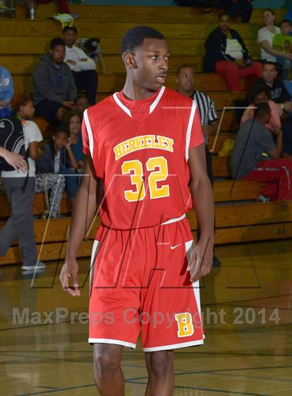 Thumbnail 1 in Center vs. Berkeley (Adidas Challenge) photogallery.