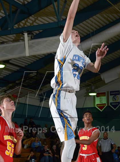Thumbnail 2 in Center vs. Berkeley (Adidas Challenge) photogallery.