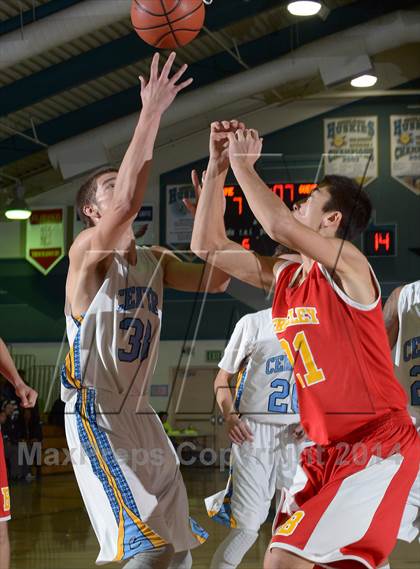 Thumbnail 2 in Center vs. Berkeley (Adidas Challenge) photogallery.
