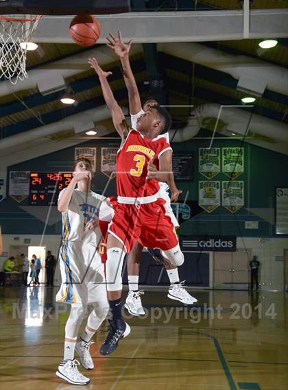 Thumbnail 1 in Center vs. Berkeley (Adidas Challenge) photogallery.
