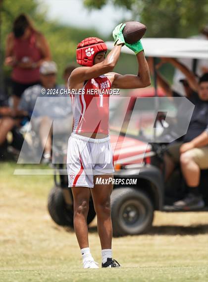 Thumbnail 3 in Glen Rose vs Dumas (Texas State 7 on 7 Tournament) photogallery.