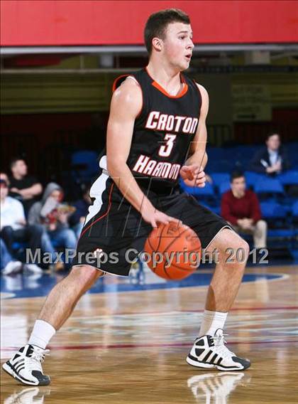 Thumbnail 1 in Albertus Magnus vs. Croton-Harmon (Class B Semifinal) photogallery.