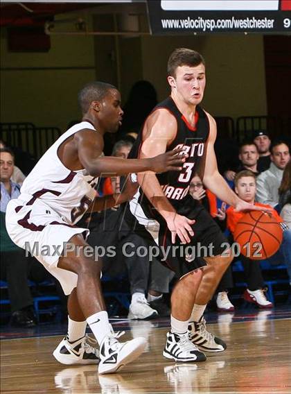 Thumbnail 2 in Albertus Magnus vs. Croton-Harmon (Class B Semifinal) photogallery.