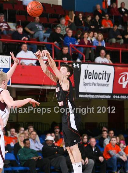 Thumbnail 2 in Albertus Magnus vs. Croton-Harmon (Class B Semifinal) photogallery.