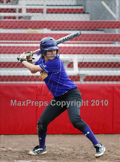 Thumbnail 1 in Lemoore vs. Centennial photogallery.