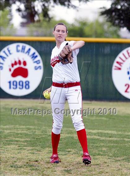 Thumbnail 1 in Lemoore vs. Centennial photogallery.