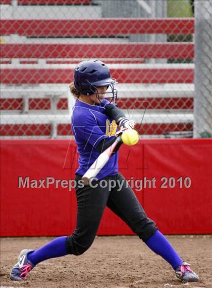 Thumbnail 1 in Lemoore vs. Centennial photogallery.