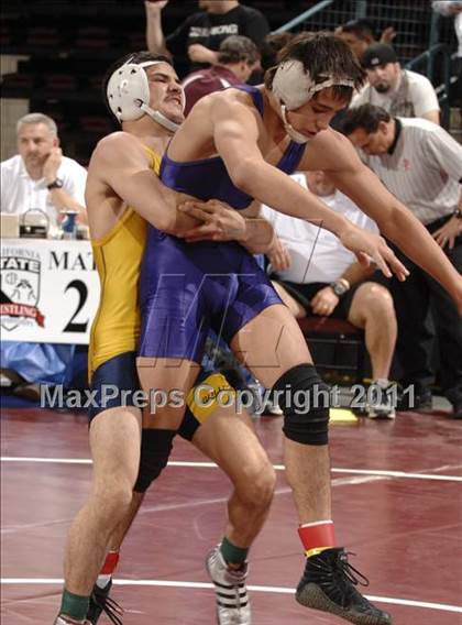 Thumbnail 2 in CIF State Boys Wrestling Championships (Round 2) photogallery.