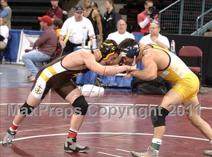 Thumbnail 2 in CIF State Boys Wrestling Championships (Round 2) photogallery.