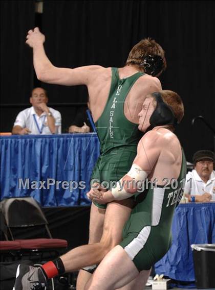 Thumbnail 3 in CIF State Boys Wrestling Championships (Round 2) photogallery.