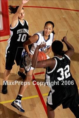 Thumbnail 2 in Stockdale vs. Eastlake (SD Winter Showcase) photogallery.