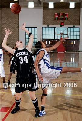 Thumbnail 2 in Stockdale vs. Eastlake (SD Winter Showcase) photogallery.