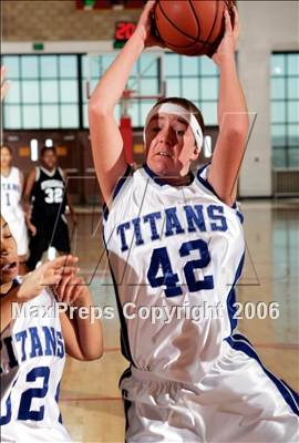 Thumbnail 1 in Stockdale vs. Eastlake (SD Winter Showcase) photogallery.