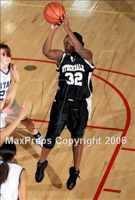 Thumbnail 2 in Stockdale vs. Eastlake (SD Winter Showcase) photogallery.