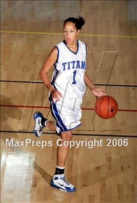 Thumbnail 3 in Stockdale vs. Eastlake (SD Winter Showcase) photogallery.