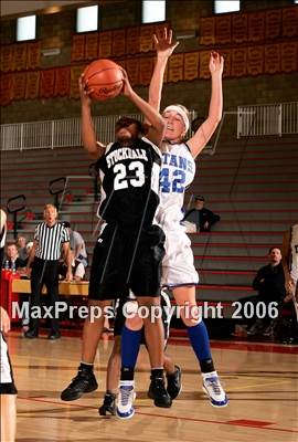 Thumbnail 1 in Stockdale vs. Eastlake (SD Winter Showcase) photogallery.