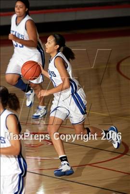 Thumbnail 1 in Stockdale vs. Eastlake (SD Winter Showcase) photogallery.