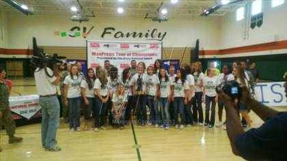 Thumbnail 3 in Campo Verde TOC Ceremony photogallery.