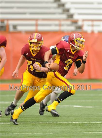 Thumbnail 3 in Ithaca vs. Rochester-East (Syracuse Kickoff Classic) photogallery.
