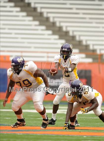 Thumbnail 2 in Ithaca vs. Rochester-East (Syracuse Kickoff Classic) photogallery.