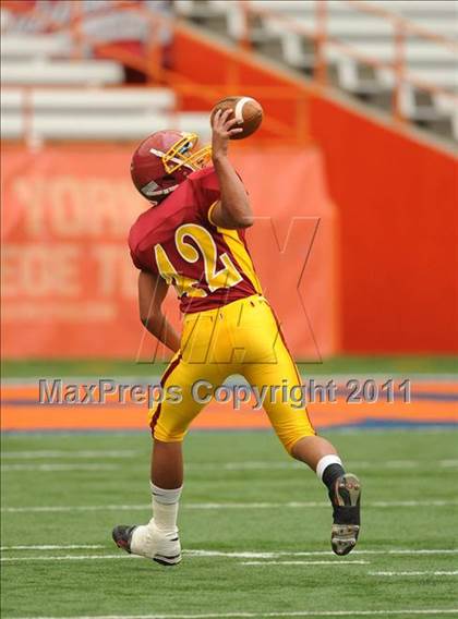 Thumbnail 3 in Ithaca vs. Rochester-East (Syracuse Kickoff Classic) photogallery.
