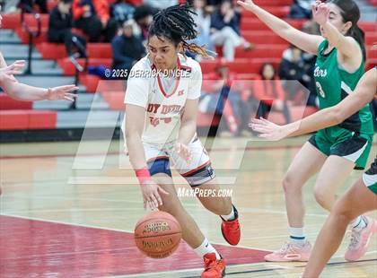 Thumbnail 1 in Farmingdale vs Freeport (Section 8 Class AAA Quartfinals) photogallery.