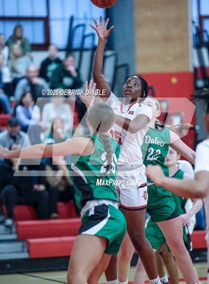Thumbnail 3 in Farmingdale vs Freeport (Section 8 Class AAA Quartfinals) photogallery.
