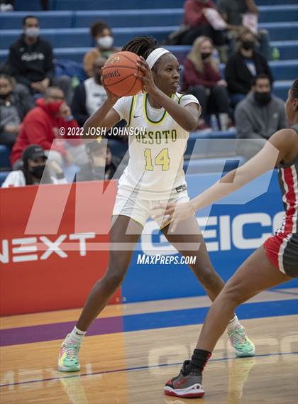 Thumbnail 1 in Sidwell Friends vs. DeSoto photogallery.