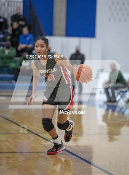 Thumbnail 1 in Sidwell Friends vs. DeSoto photogallery.