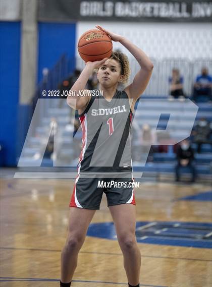 Thumbnail 3 in Sidwell Friends vs. DeSoto photogallery.