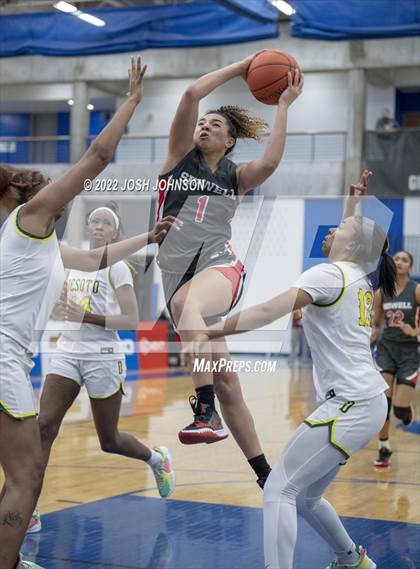 Thumbnail 1 in Sidwell Friends vs. DeSoto photogallery.