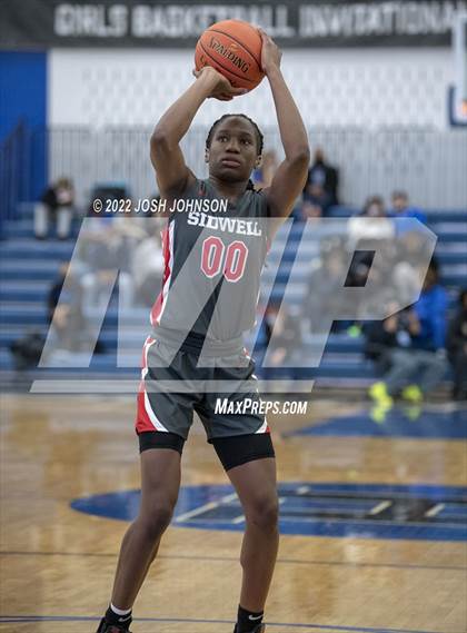 Thumbnail 1 in Sidwell Friends vs. DeSoto photogallery.